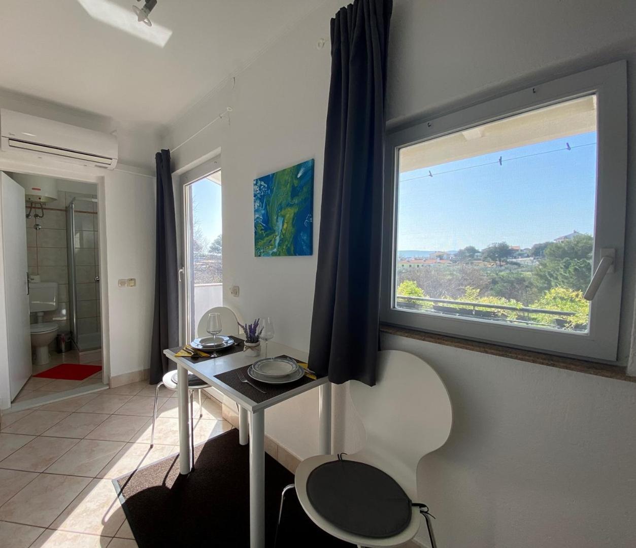 Charming Apartments Dodo Krk Town Exterior photo